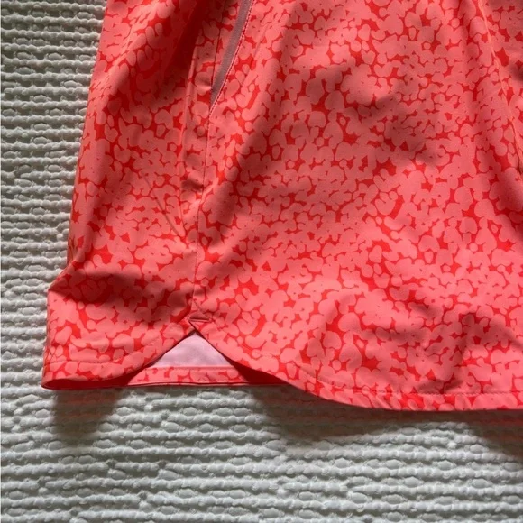 NWT Vineyard Vines Fiery Coral Skort - Picture 3 of 5
